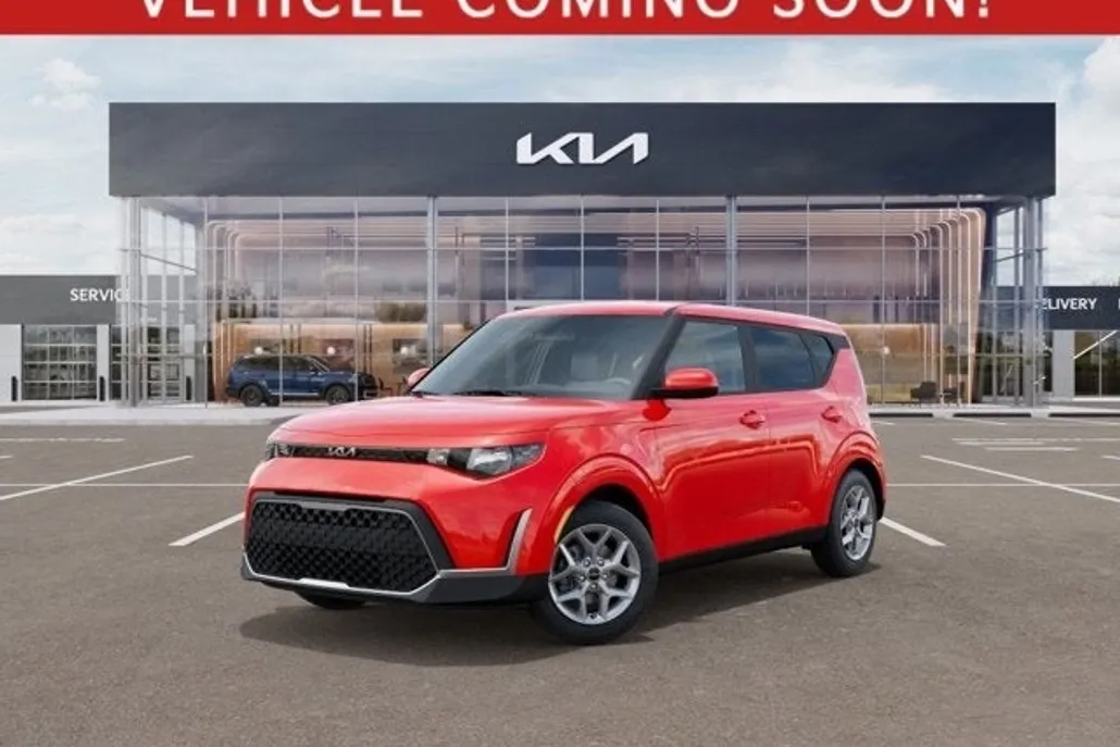 2025 Kia Soul LX photo 1