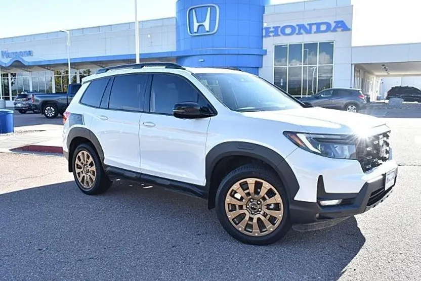 2022 Honda Passport Elite photo 1