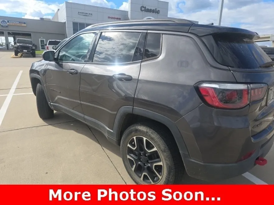 2020 Jeep Compass Trailhawk photo 1