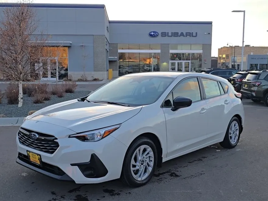 2025 Subaru Impreza Base photo 1