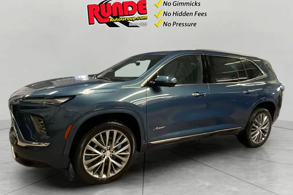 2026 Buick Enclave Avenir photo 1