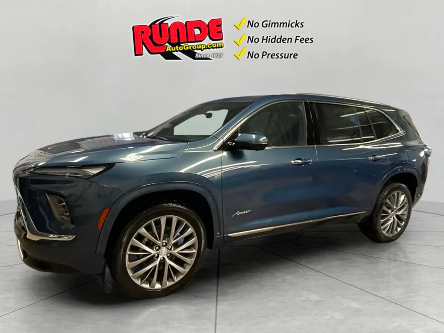 2026 Buick Enclave Avenir photo 1