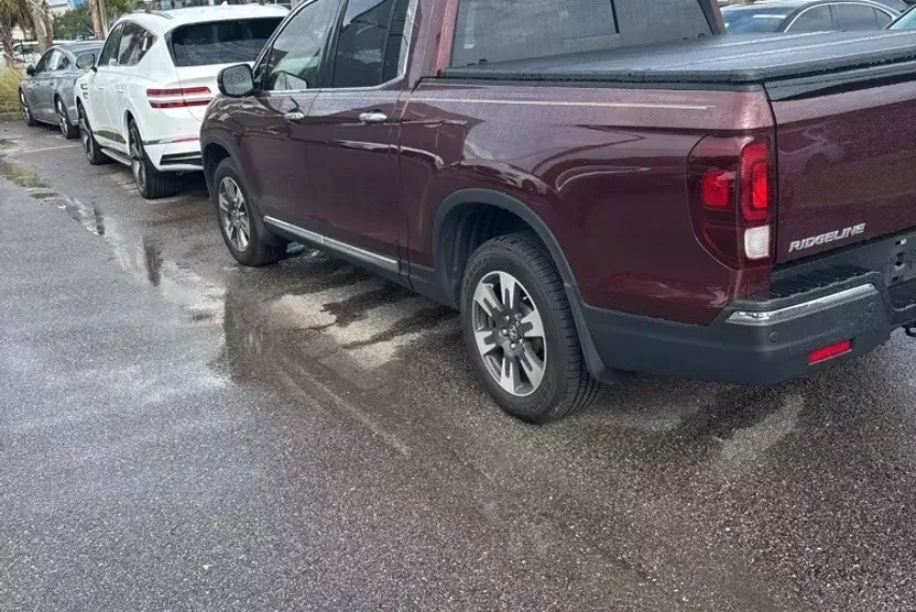 2019 Honda Ridgeline RTL-E photo 1