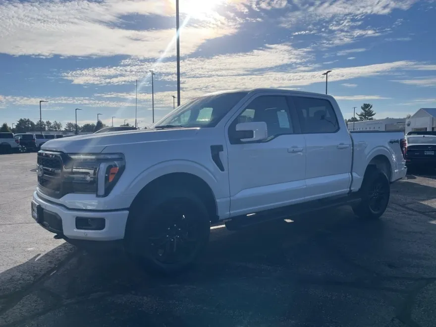 2025 Ford F-150 Lariat photo 1