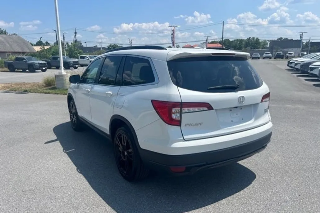 2022 Honda Pilot Special Edition photo 1