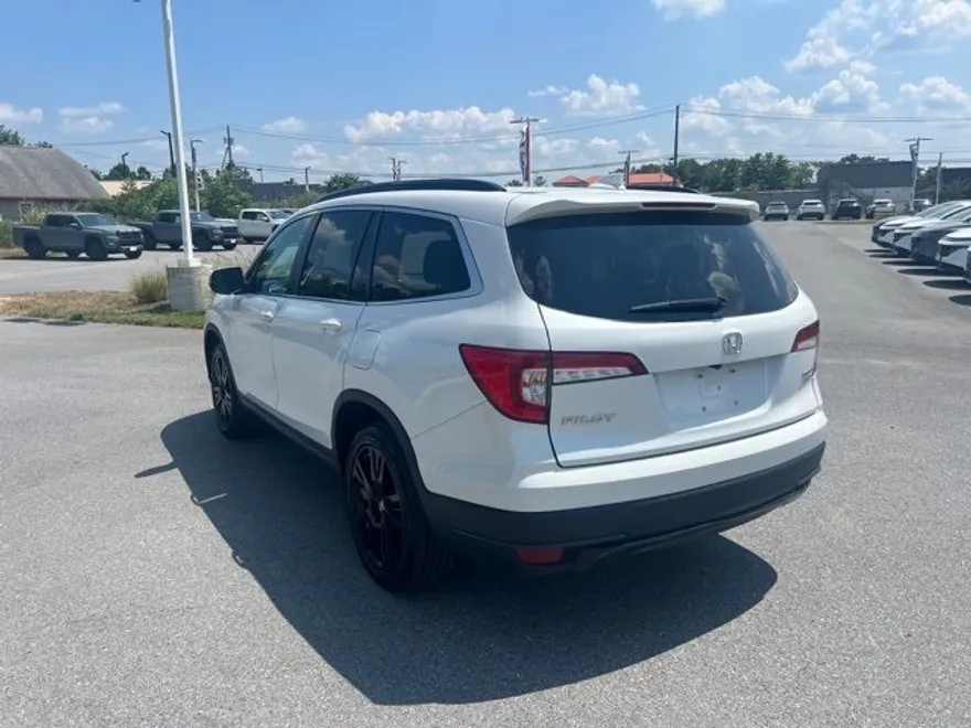 2022 Honda Pilot Special Edition photo 1