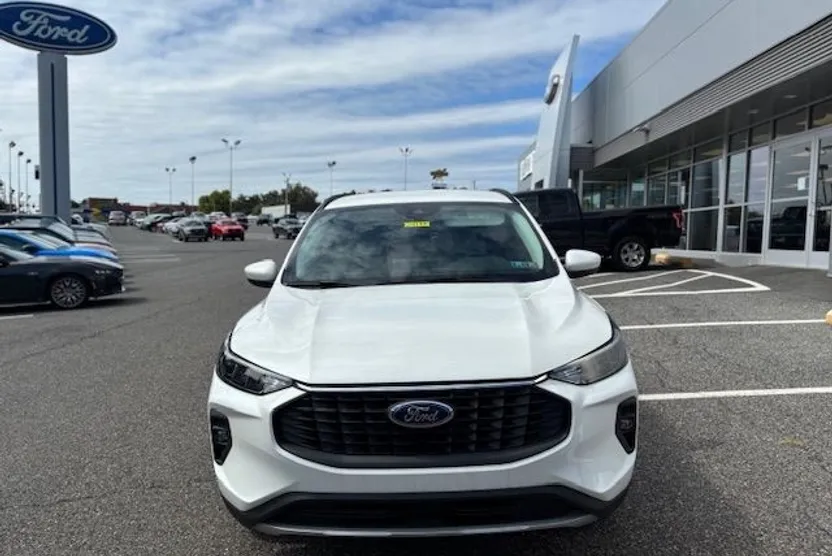 2024 Ford Escape Plug-In Hybrid Base photo 1