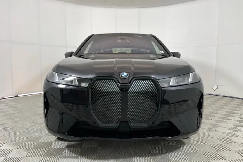 2026 Bmw iX photo 1
