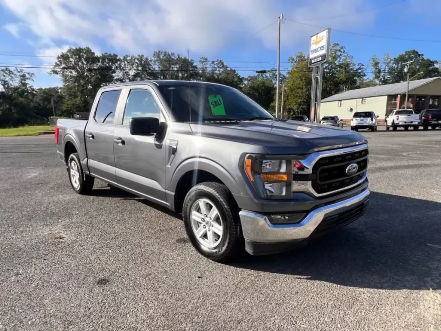 2023 Ford F-150 XLT photo 1