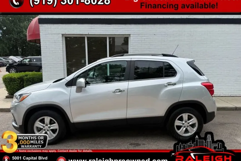 2020 Chevrolet Trax LT photo 1