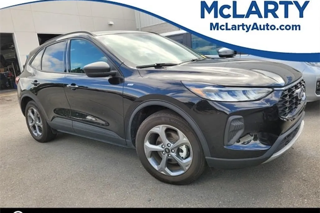 2025 Ford Escape ST-Line photo 1