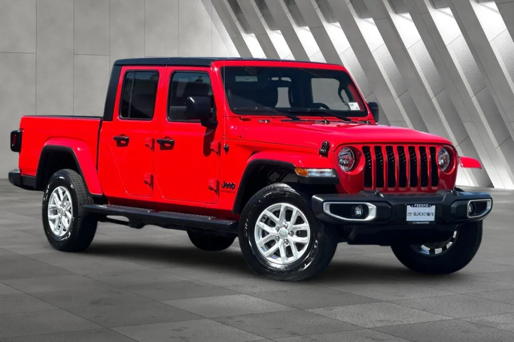2023 Jeep Gladiator Sport S photo 1