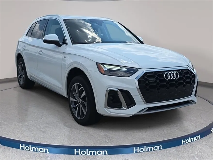 2024 Audi Q5 45 S line Premium photo 1