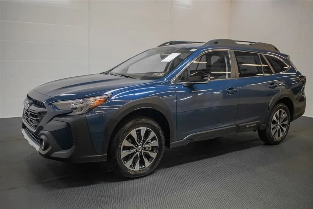 2024 Subaru Outback Limited photo 1