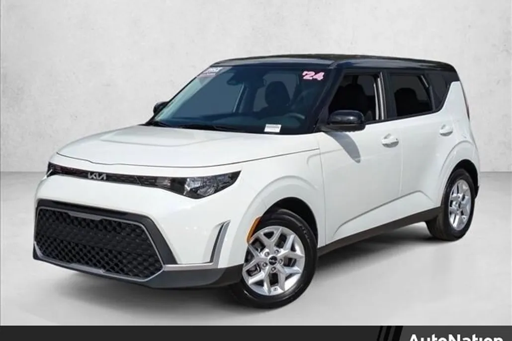 2024 Kia Soul S photo 1