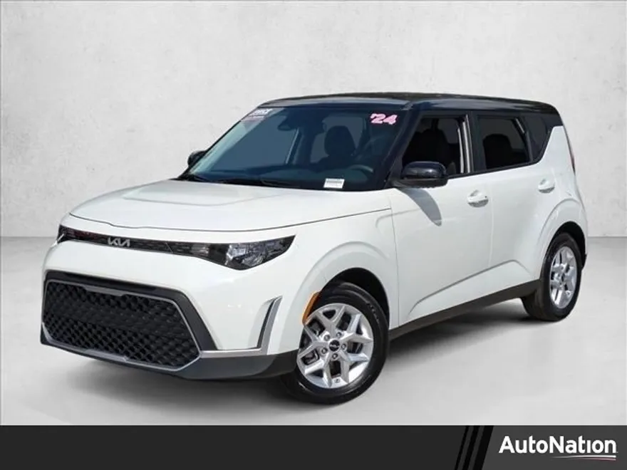 2024 Kia Soul S photo 1