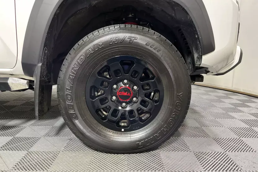 2019 Toyota Tacoma TRD Pro photo 1