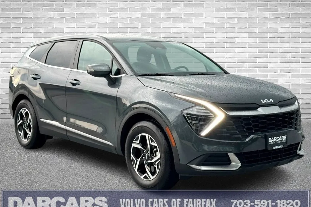 2025 Kia Sportage LX photo 1