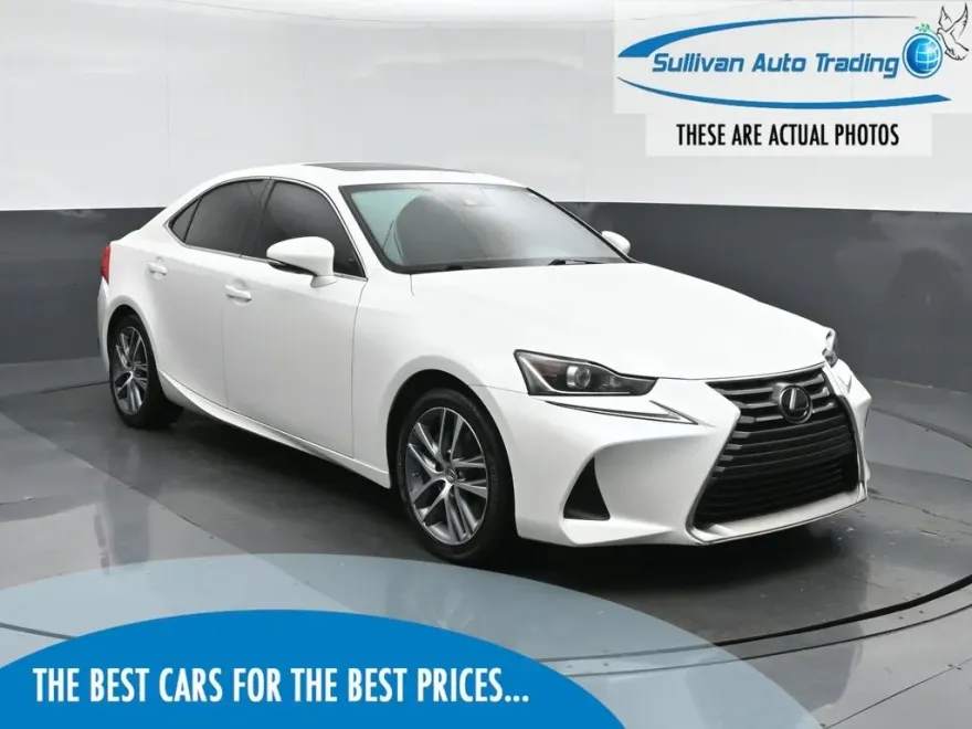 2020 Lexus IS 300 photo 1
