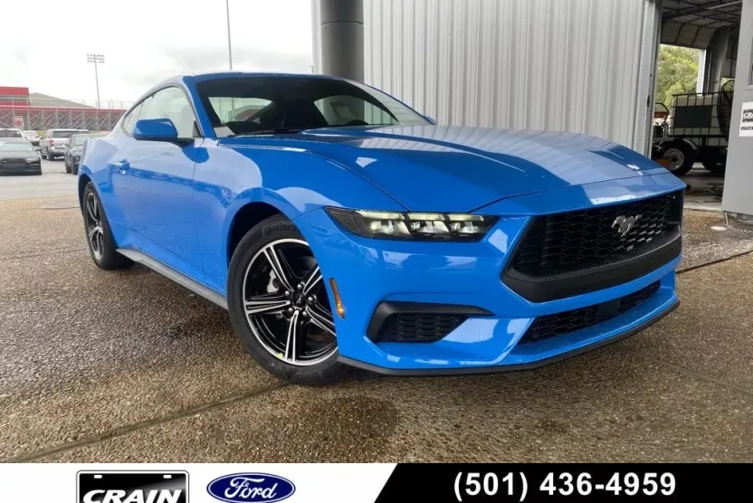 2025 Ford Mustang EcoBoost photo 1