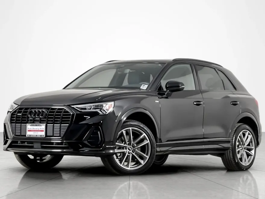 2025 Audi Q3 S line Premium 45 TFSI photo 1