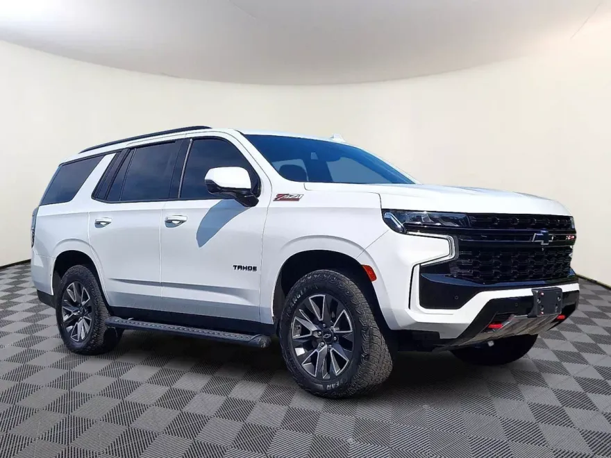 2023 Chevrolet Tahoe Z71 photo 1