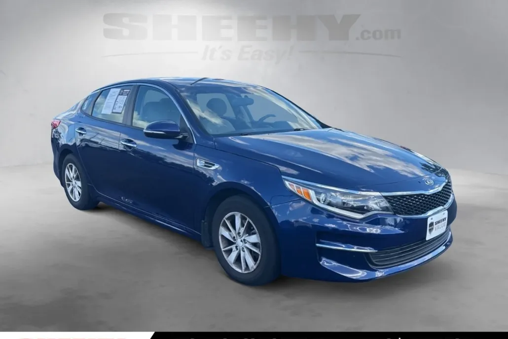 2018 Kia Optima LX photo 1
