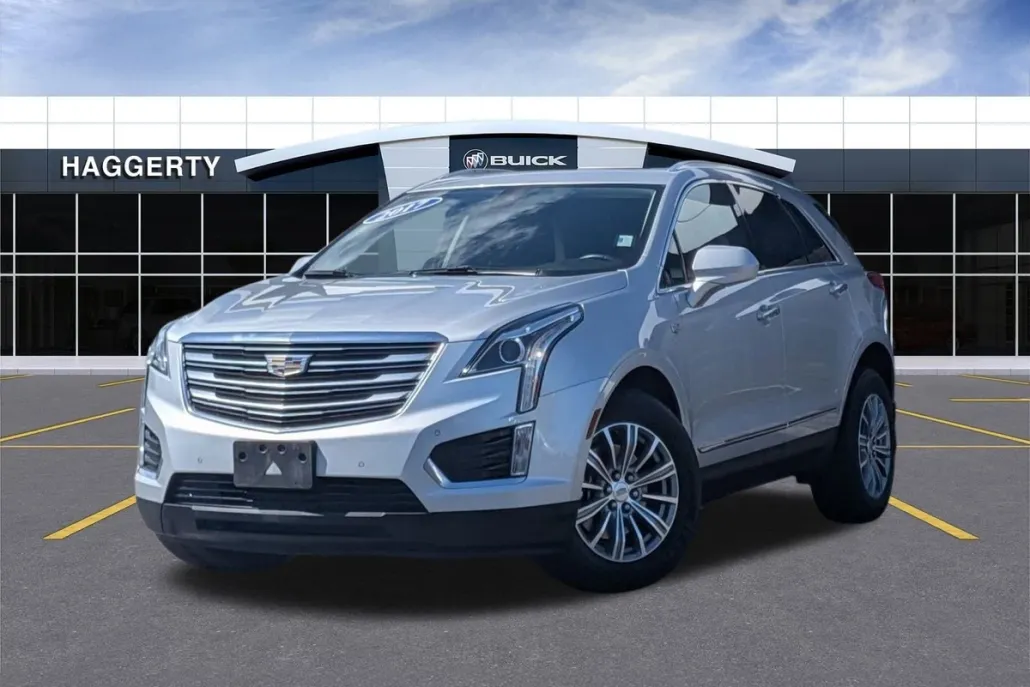 2017 Cadillac XT5 Luxury photo 1