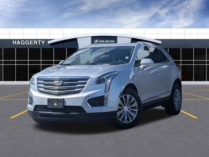 2017 Cadillac XT5 Luxury photo 1