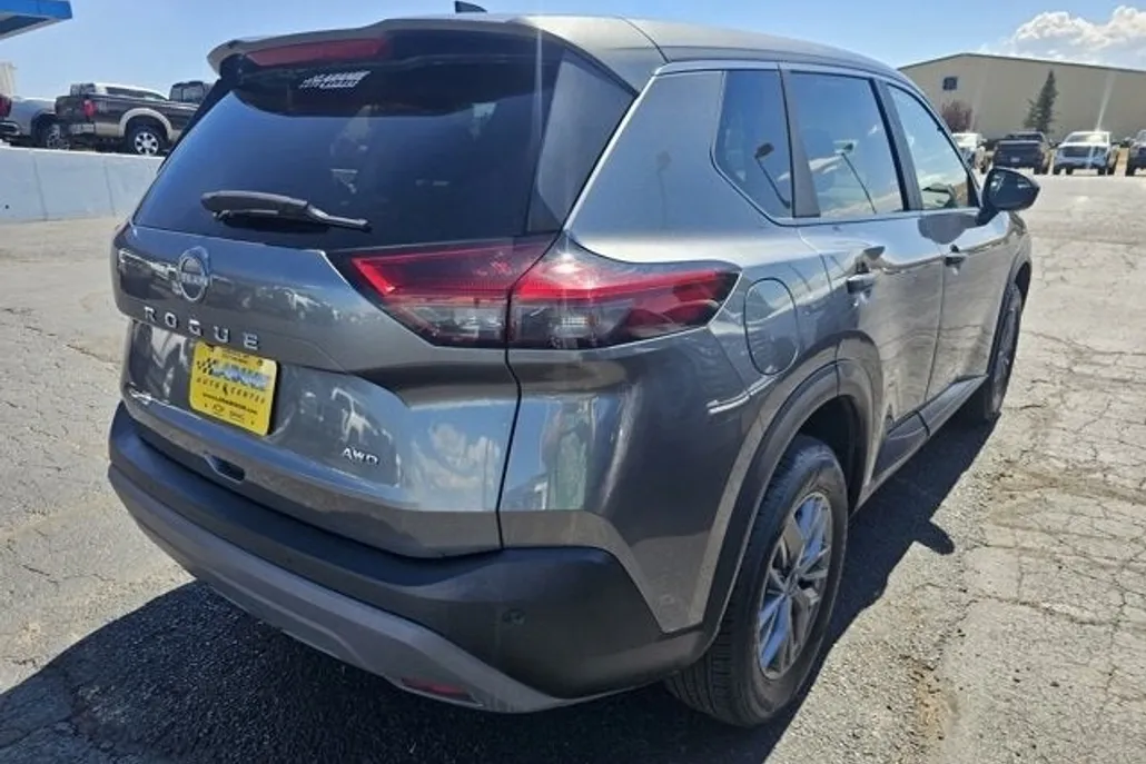 2023 Nissan Rogue S photo 1