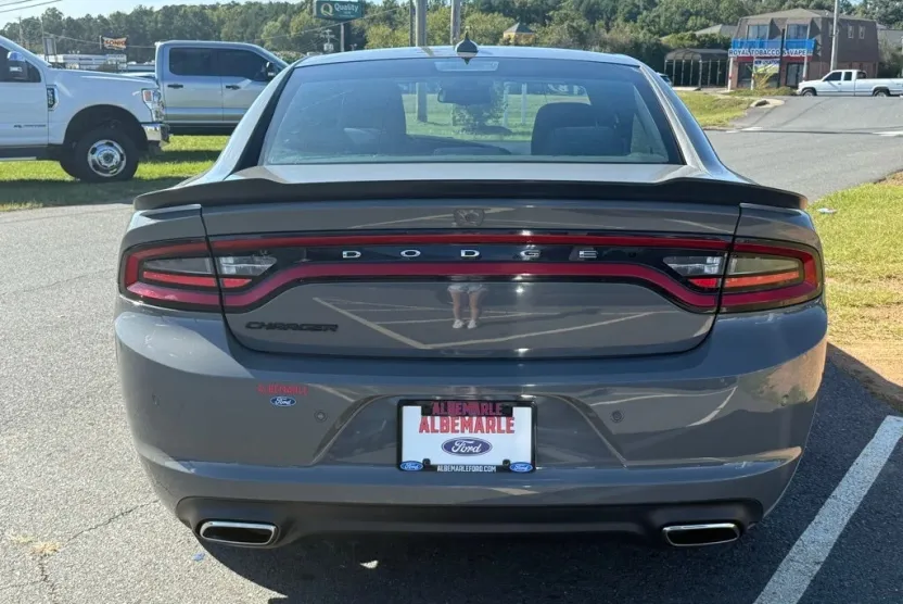 2018 Dodge Charger GT photo 1