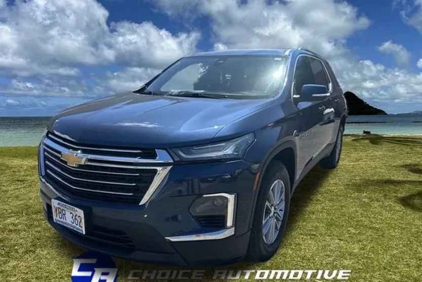 2023 Chevrolet Traverse Cloth 1LT photo 1