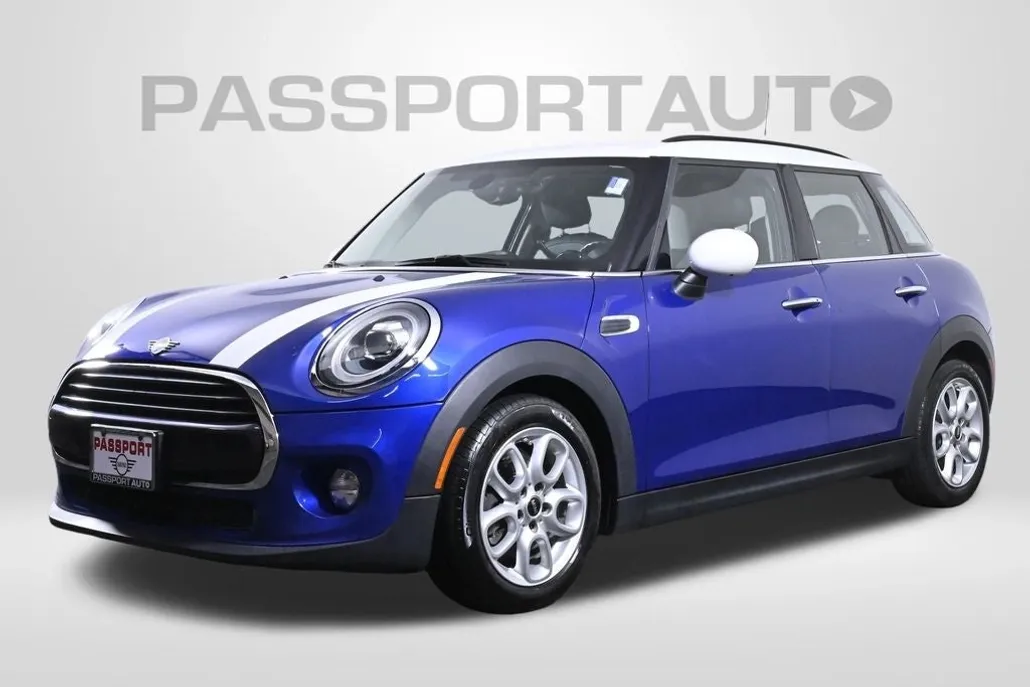 2019 Mini Cooper 4 Door Hardtop photo 1