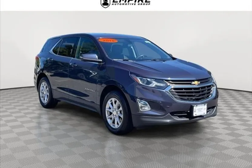 2018 Chevrolet Equinox LT photo 1