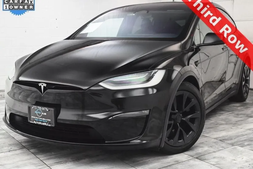 2022 Tesla Model X photo 1