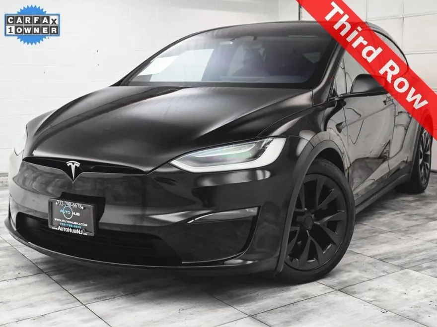 2022 Tesla Model X photo 1