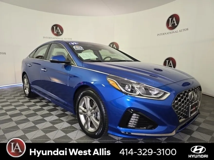 2019 Hyundai Sonata SEL photo 1