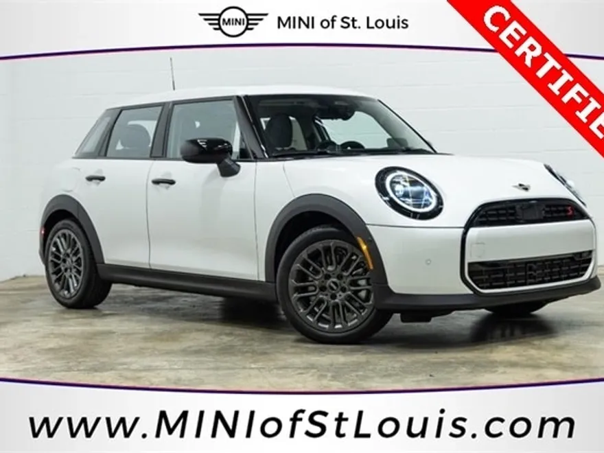 2025 Mini Cooper Signature photo 1