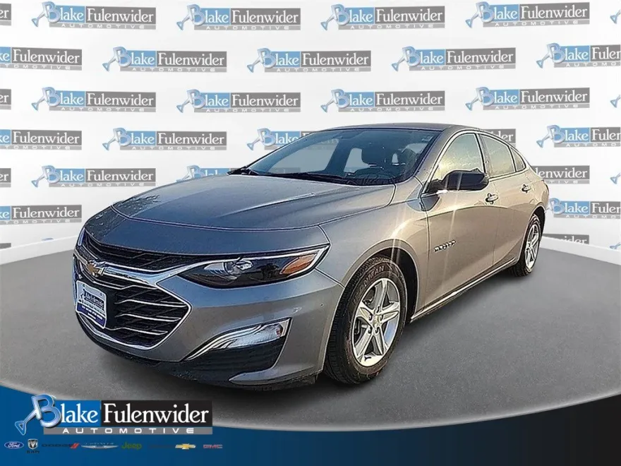 2023 Chevrolet Malibu LS photo 1