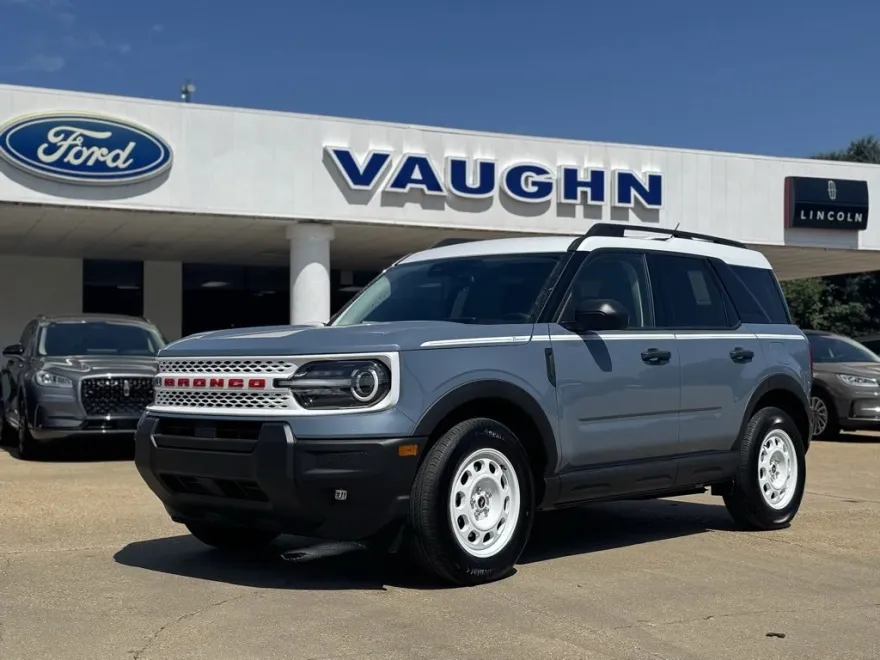 2025 Ford Bronco Sport Heritage photo 1