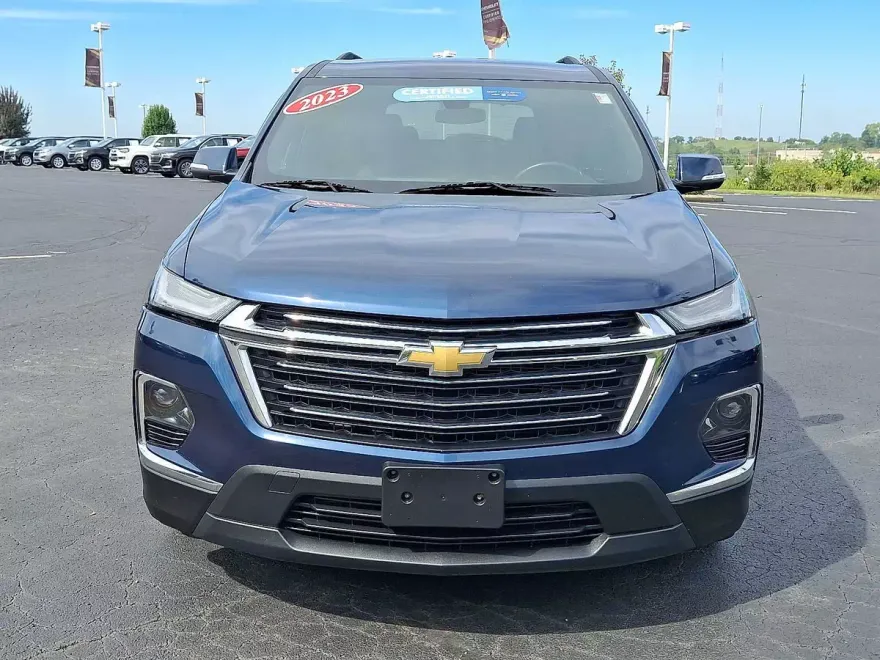 2023 Chevrolet Traverse Cloth photo 1