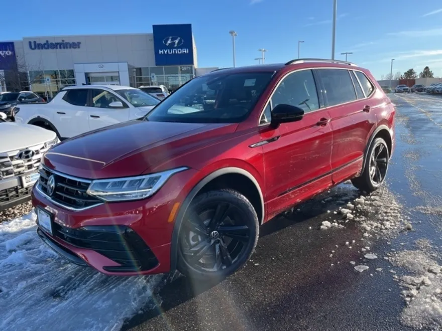 2024 Volkswagen Tiguan SE R-Line Black photo 1