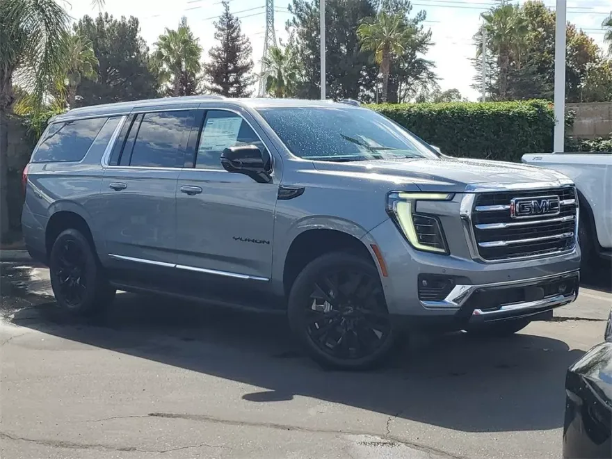 2026 Gmc Yukon XL photo 1