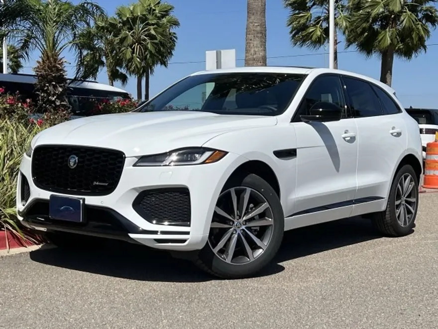 2025 Jaguar F-PACE P250 R-Dynamic S photo 1