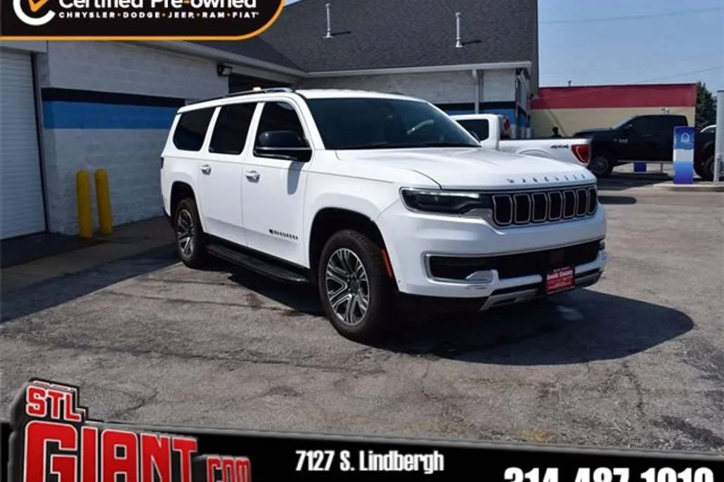 2023 Jeep Wagoneer L Series II photo 1