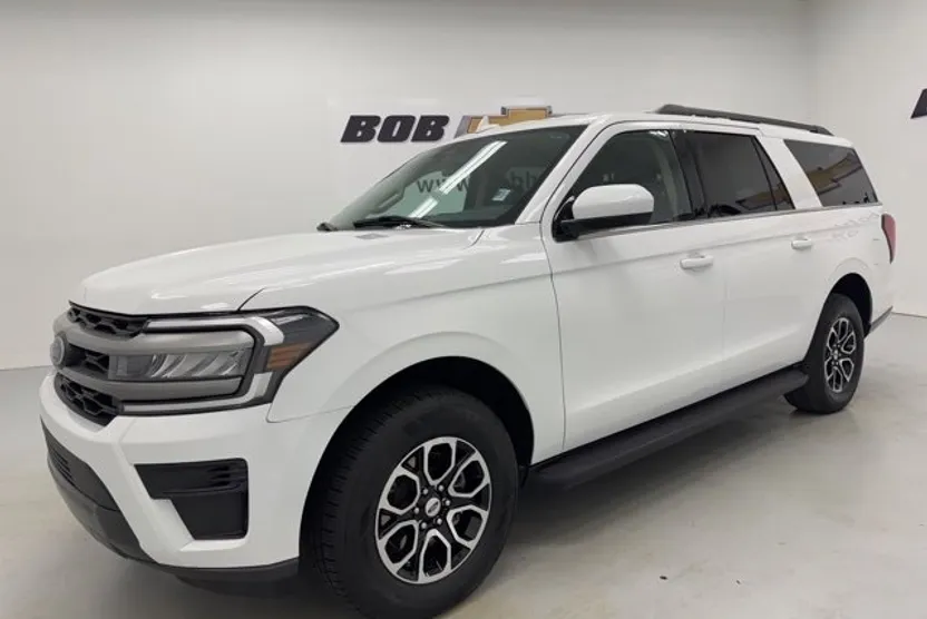 2024 Ford Expedition MAX XLT photo 1