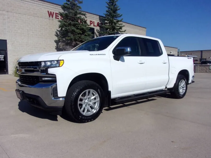 2020 Chevrolet Silverado 1500 LT photo 1