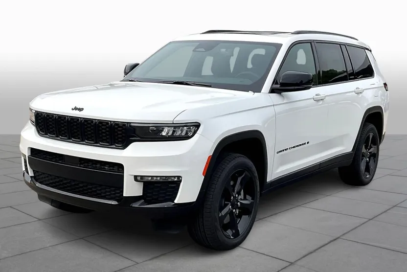 2025 Jeep Grand Cherokee Limited photo 1