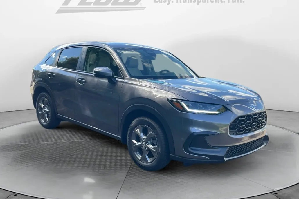 2026 Honda HR-V LX photo 1