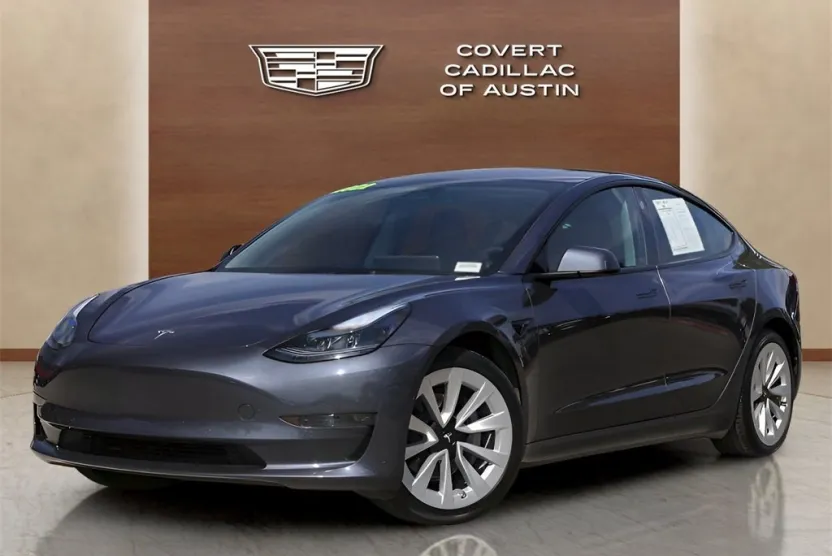 2022 Tesla Model 3 Long Range photo 1